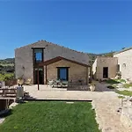 Casale Del Mandorlo - Sicilian Country Villa Contrada Cimilla